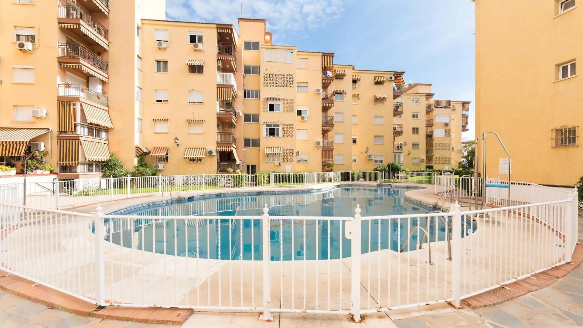 Wintowinrentals Spectacular Sea Views On The Beachfront Rincon de la Victoria