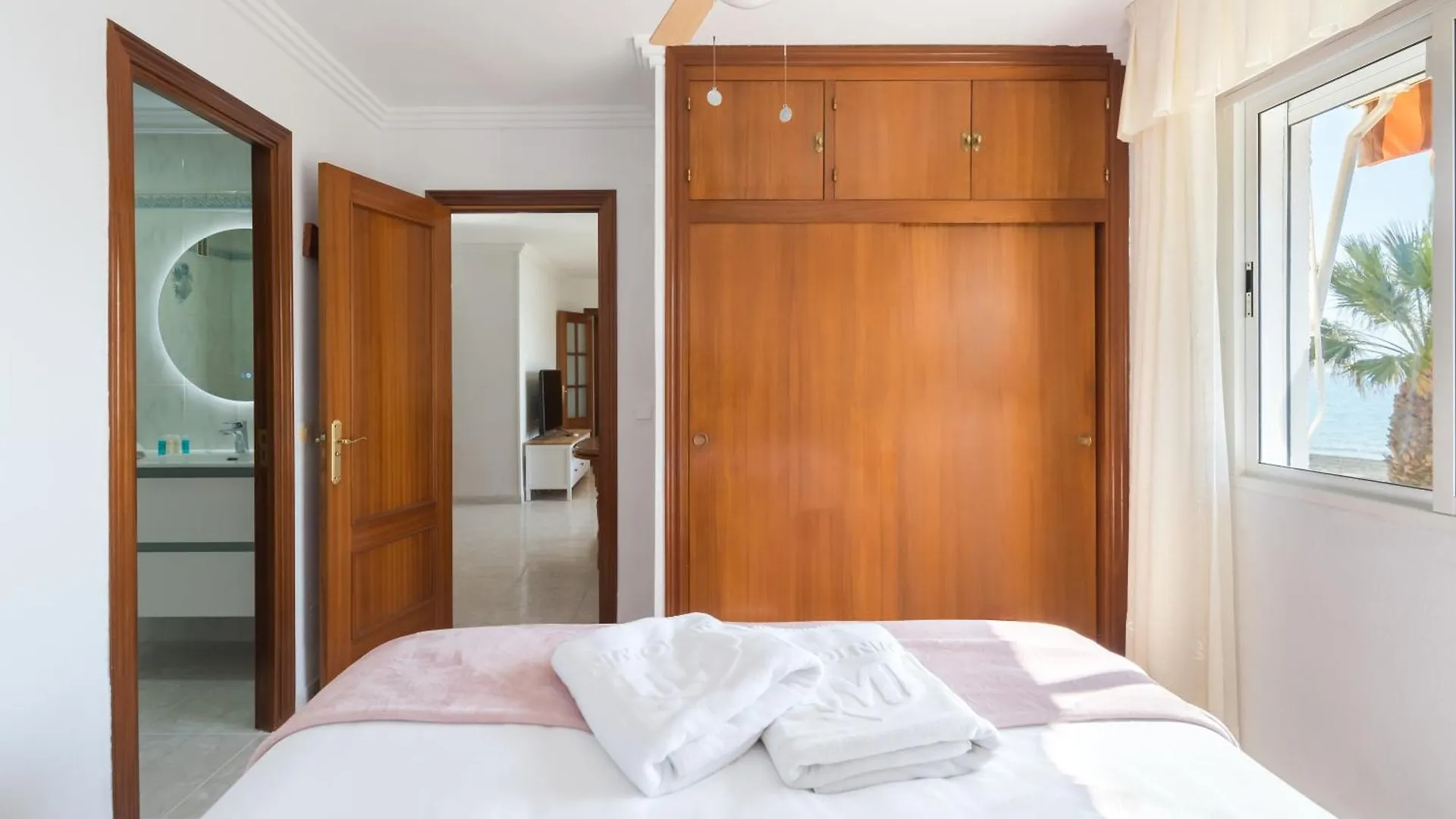 Wintowinrentals Spectacular Sea Views On The Beachfront Rincon de la Victoria 0*,