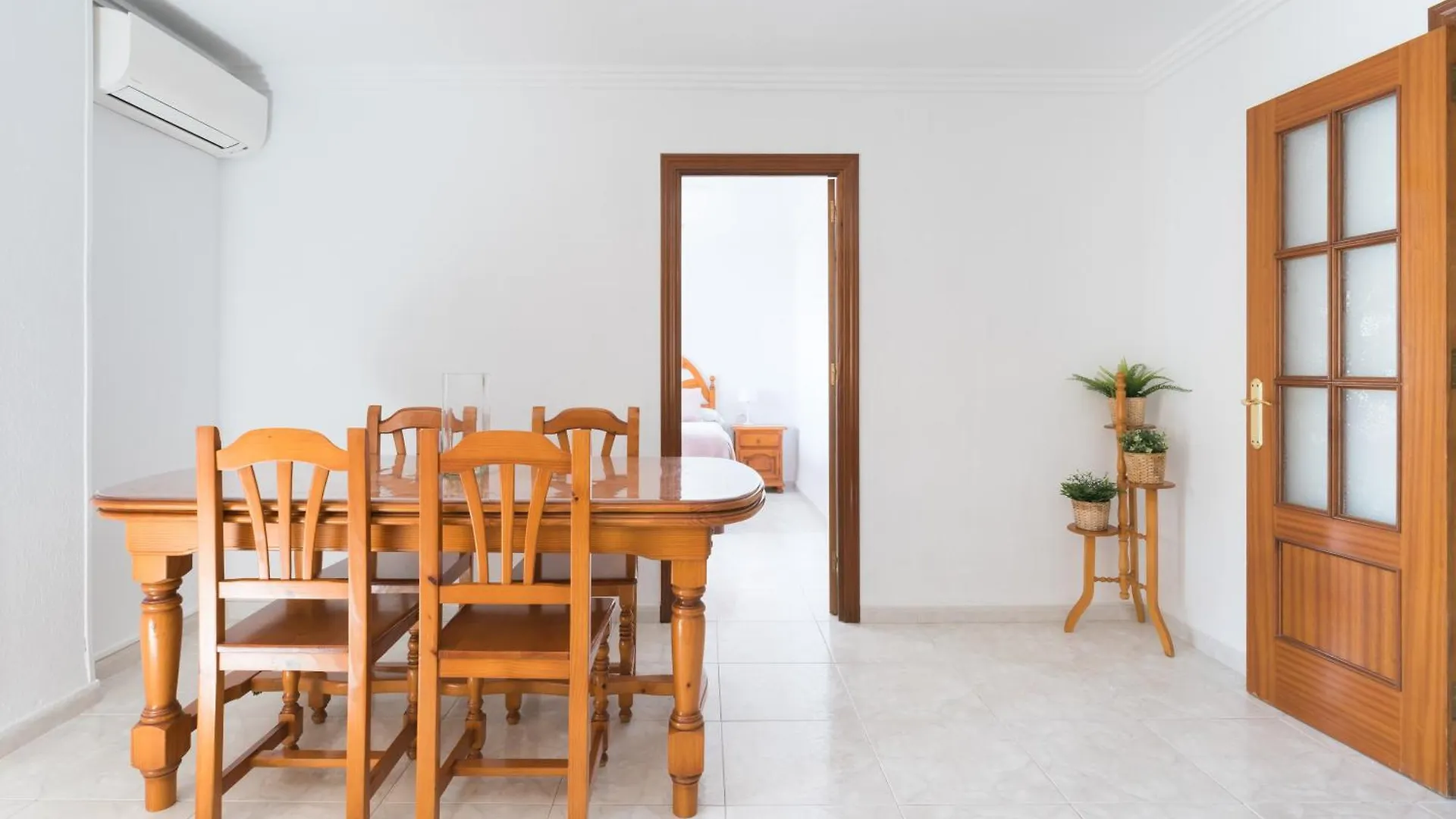Wintowinrentals Spectacular Sea Views On The Beachfront Rincon de la Victoria Apartment