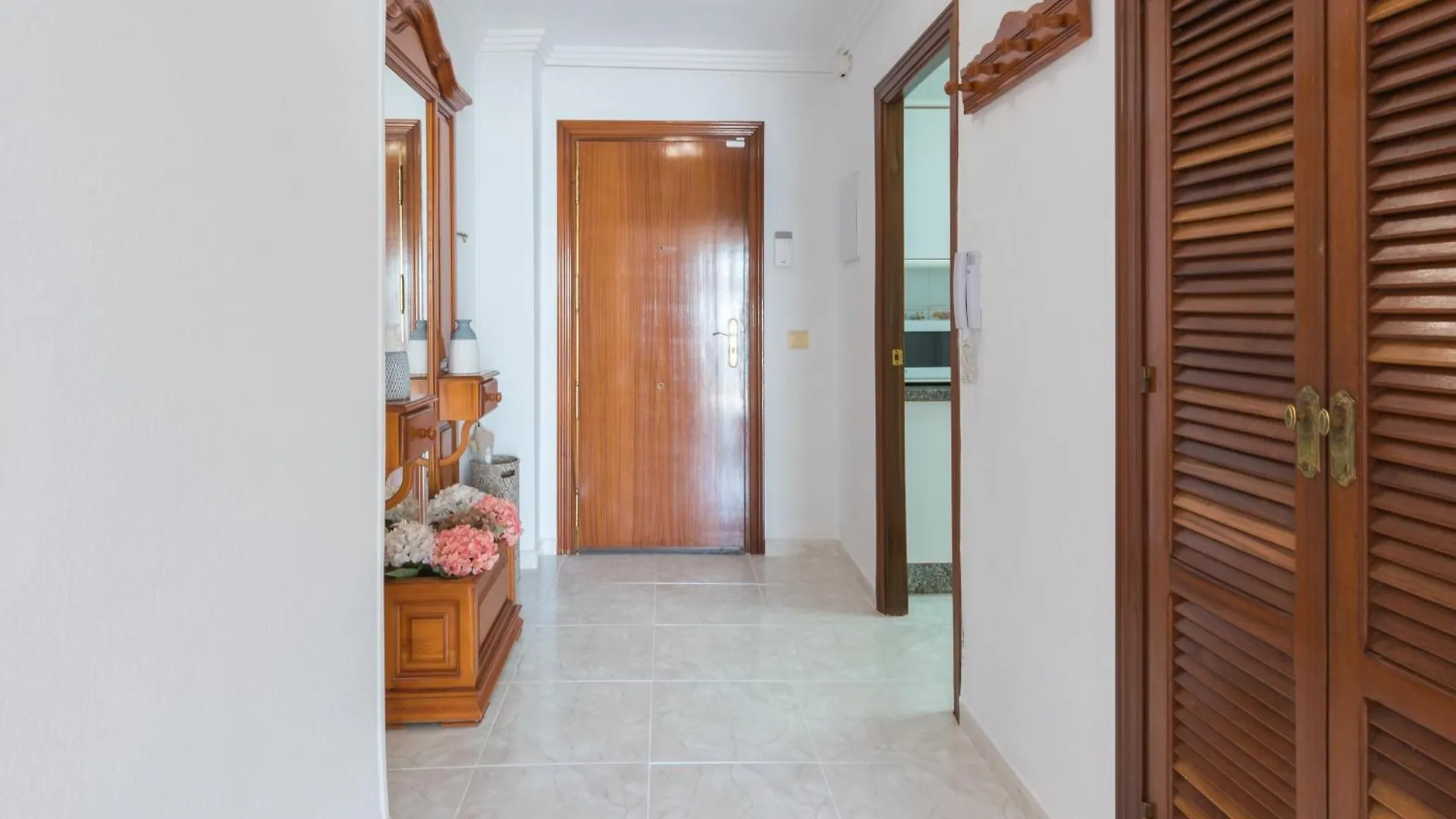 Wintowinrentals Spectacular Sea Views On The Beachfront Rincon de la Victoria